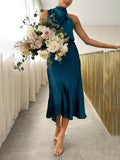 Сандра – рокля без ръкави с висока яка