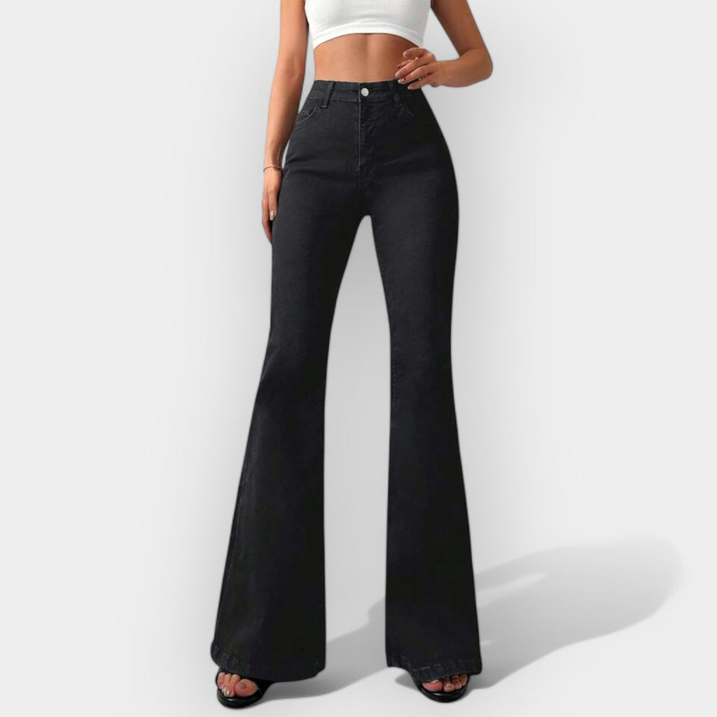 Дънки с висока талия и bootcut кройка