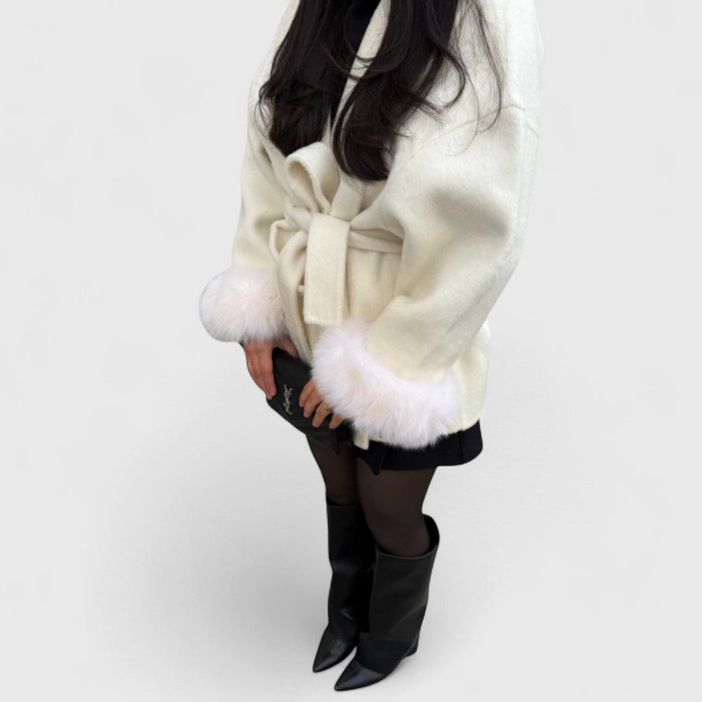 Мира – Елегантно палто с детайли от екологична кожа
